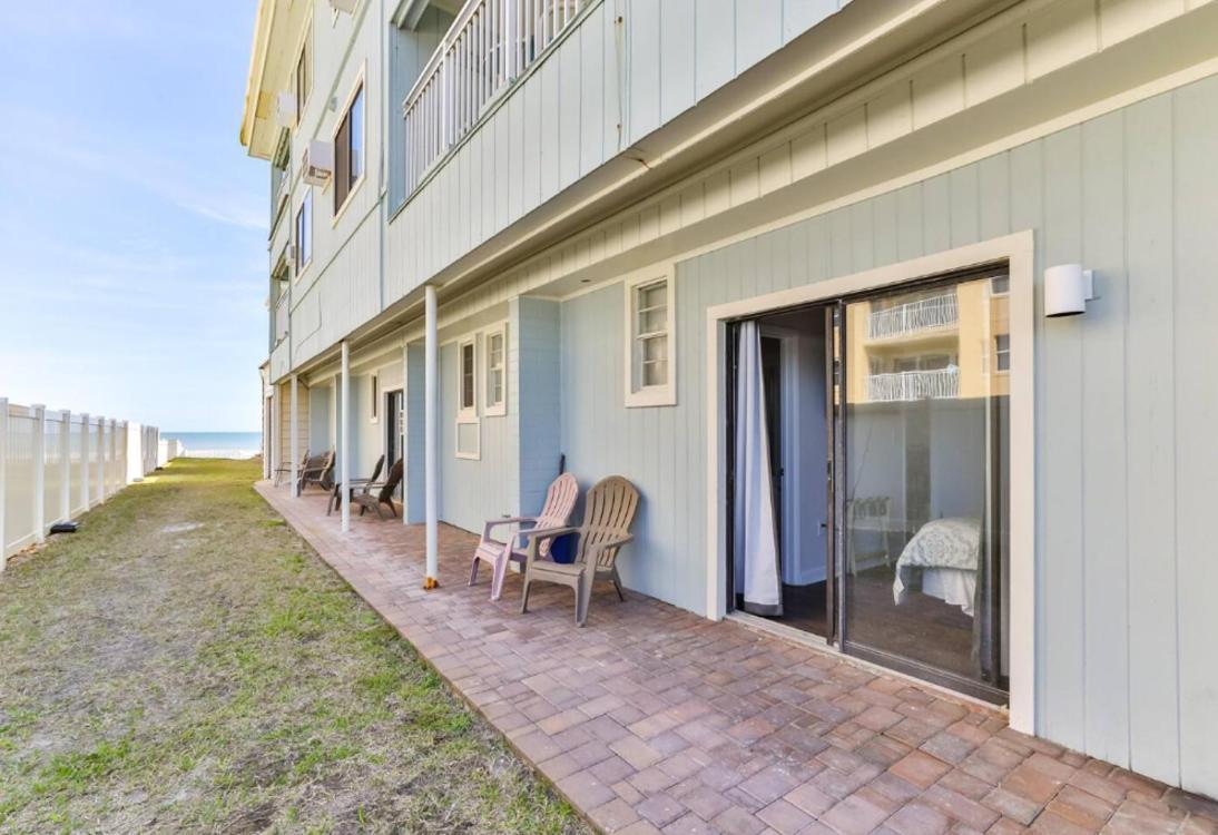 Coastal Waters Hotel New Smyrna Beach Exterior photo